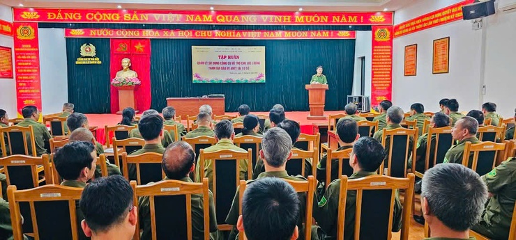 Công an xã Thiên Lộc tổ chức tập huấn, bồi dưỡng lực lượng tham gia bảo vệ ANTT ở cơ sở- Ảnh 1.