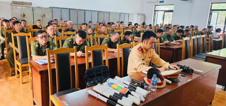 Công an xã Thiên Lộc tổ chức tập huấn, bồi dưỡng lực lượng tham gia bảo vệ ANTT ở cơ sở- Ảnh 5.