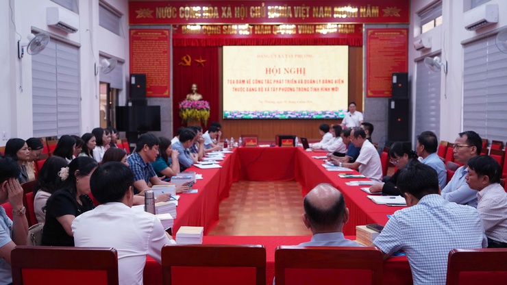 Xã Tây Phương tổ chức hội nghị tọa đàm nâng cao chất lượng công tác phát triển và quản lý đảng viên- Ảnh 2.