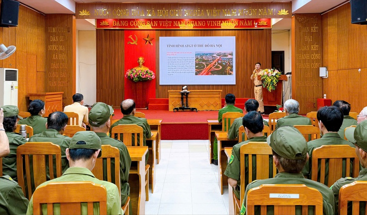 Thanh Liệt: Nâng cao năng lực phân luồng giao thông cho lực lượng an ninh cơ sở- Ảnh 3.