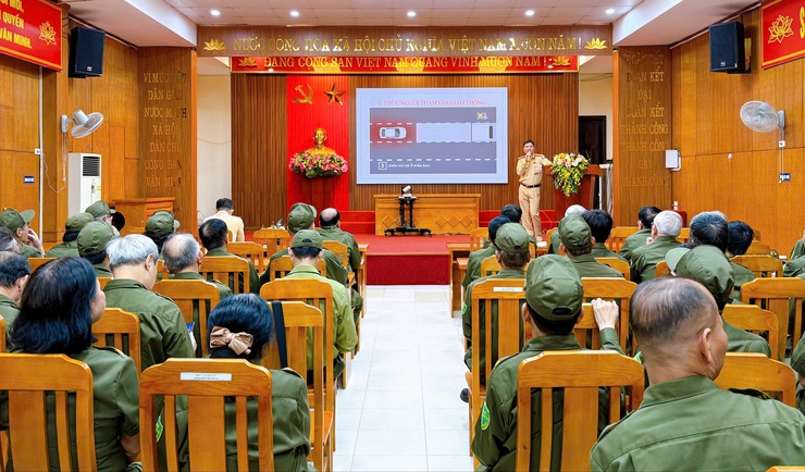 Thanh Liệt: Nâng cao năng lực phân luồng giao thông cho lực lượng an ninh cơ sở- Ảnh 6.