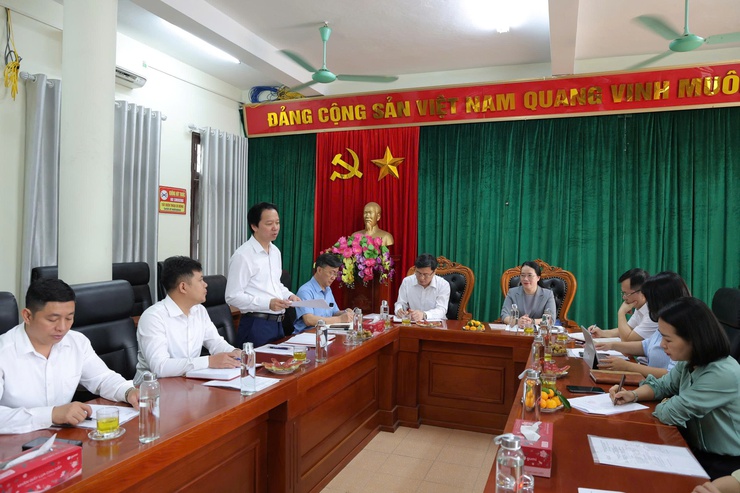 Chủ tịch Hội Nông dân thành phố Hà Nội Phạm Hải Hoa về làm việc với Hội Nông dân xã Phú Nghĩa- Ảnh 6.