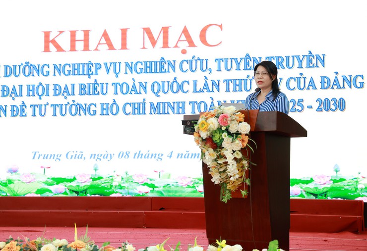TRUNG GIÃ: TỔ CHỨC HỌC TẬP NGHỊ QUYẾT ĐẠI HỘI XIV CỦA ĐẢNG; TRIỂN KHAI CUỘC THI CHÍNH LUẬN BẢO VỆ NỀN TẢNG TƯ TƯỞNG CỦA ĐẢNG LẦN THỨ SÁU, NĂM 2026- Ảnh 1.