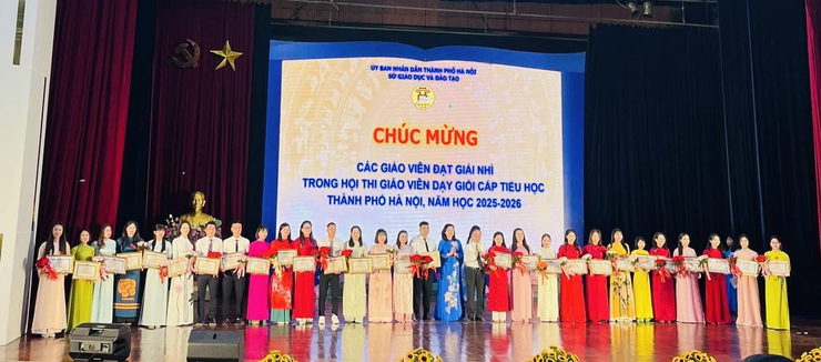 NGÀNH GIÁO DỤC XÃ TRUNG GIÃ ĐẠT THÀNH TÍCH TẠI HỘI THI GIÁO VIÊN DẠY GIỎI CẤP TIỂU HỌC THÀNH PHỐ- Ảnh 3.