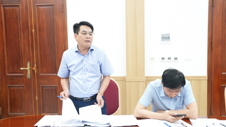 UBND xã họp giao ban thường kỳ thông qua một số nội dung trọng tâm - Ảnh 7.