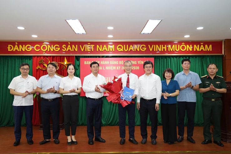 Ban Chấp hành Đảng bộ Phường tổ chức Hội nghị lần thứ 7, nhiệm kỳ 2025-2030- Ảnh 4.