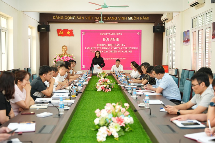 Thường trực Đảng ủy xã Phù Đổng làm việc với Phòng Kinh tế về triển khai các nhiệm vụ trọng tâm năm 2026- Ảnh 3.