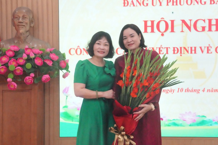 Phường Ba Đình công bố các quyết định về công tác cán bộ- Ảnh 15.