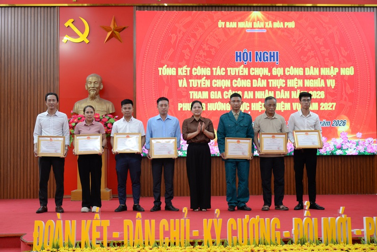 xã Hòa Phú: Hội nghị tổng kết công tác tuyển chọn, gọi công dân nhập ngũ và tuyển chọn công dân tham gia Công an nhân dân năm 2026- Ảnh 5.