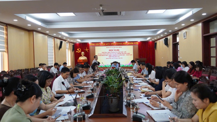 Thường trực Đảng ủy xã Quang Minh làm việc với UBND xã và các chi bộ trường học về nhiệm vụ giáo dục - đào tạo năm học 2025-2026- Ảnh 1.