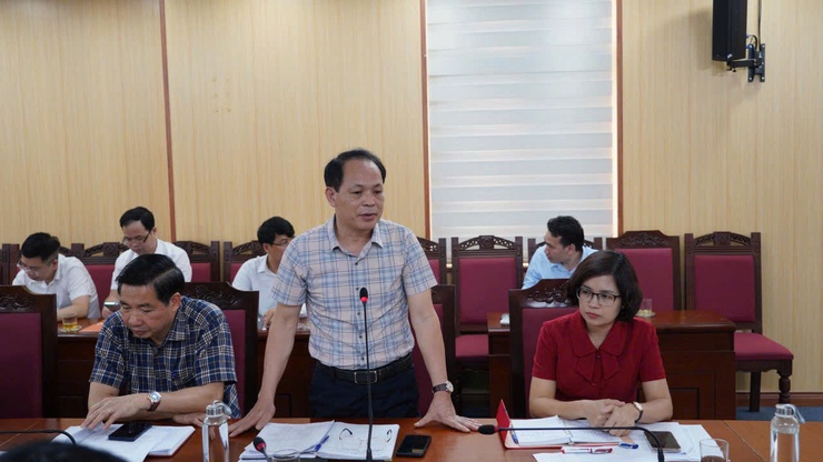 Thường trực Đảng ủy xã Quang Minh làm việc với UBND xã và các chi bộ trường học về nhiệm vụ giáo dục - đào tạo năm học 2025-2026- Ảnh 3.