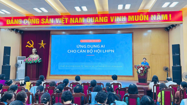 Tập huấn Chuyên đề về Chuyển đổi số trong công tác Hội Phụ nữ tại cơ sở- Ảnh 2.