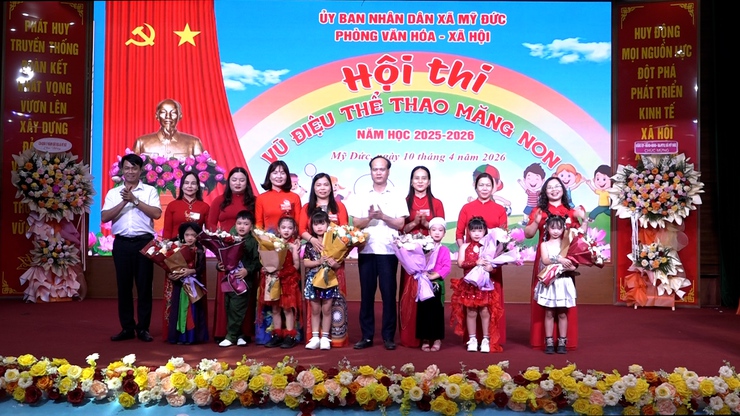 Xã Mỹ Đức sôi động Hội thi “Vũ điệu thể thao măng non”- Ảnh 8.