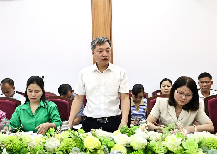 THƯỜNG TRỰC ĐẢNG ỦY LÀM VIỆC VỚI TRUNG TÂM DỊCH VỤ TỔNG HỢP XÃ- Ảnh 6.