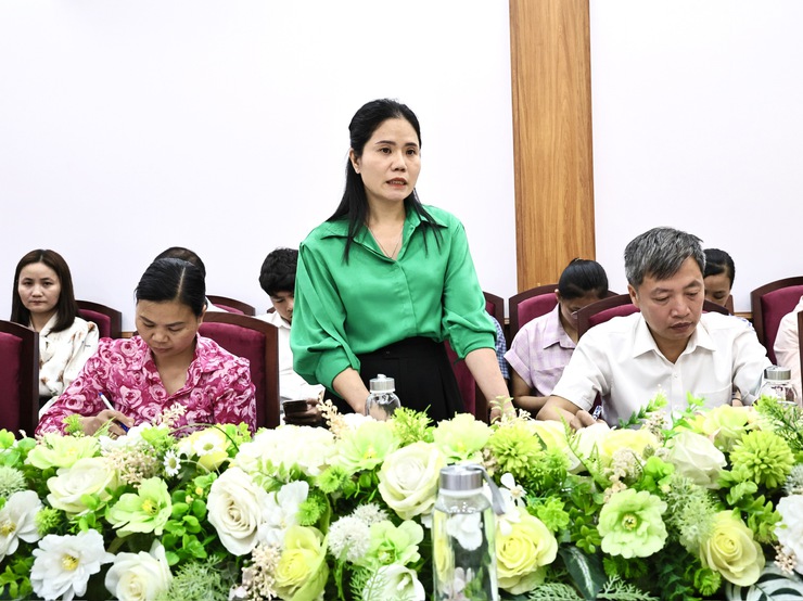 THƯỜNG TRỰC ĐẢNG ỦY LÀM VIỆC VỚI TRUNG TÂM DỊCH VỤ TỔNG HỢP XÃ- Ảnh 7.