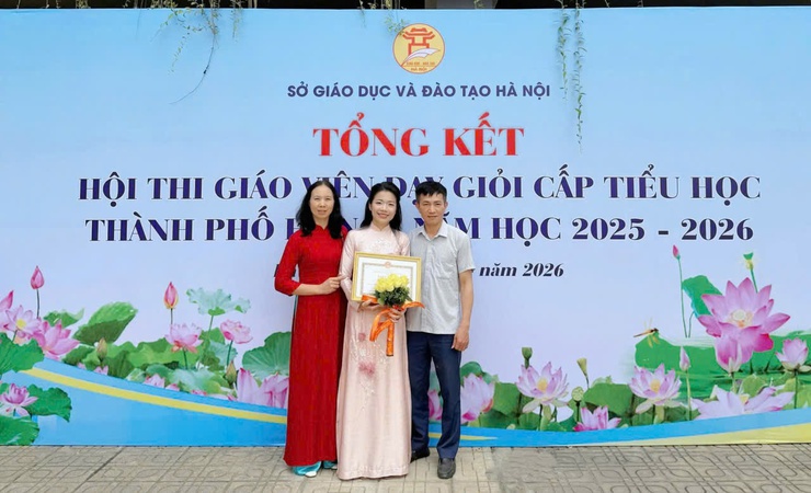 Giáo viên Trường Tiểu học Trường Yên đạt giải Ba tại Hội thi giáo viên dạy giỏi cấp thành phố năm học 2025 - 2026- Ảnh 3.