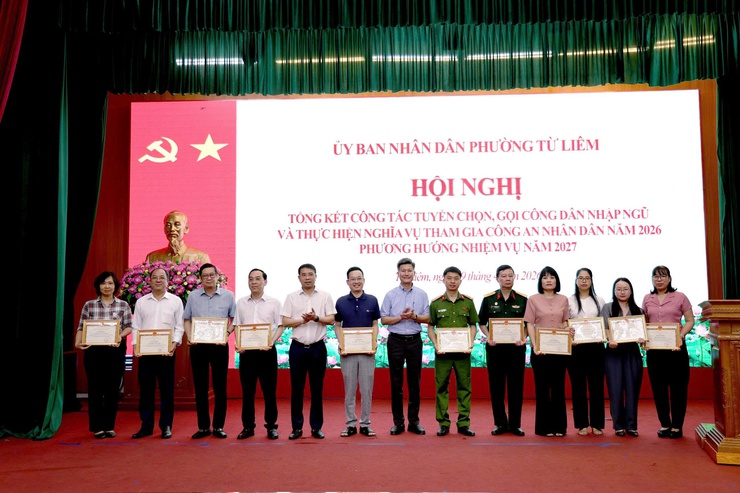 Tổng kết công tác tuyển chọn, gọi công dân nhập ngũ và thực hiện nghĩa vụ tham gia Công an nhân dân năm 2026- Ảnh 3.