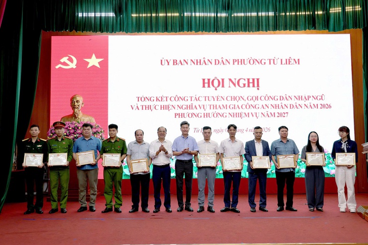 Tổng kết công tác tuyển chọn, gọi công dân nhập ngũ và thực hiện nghĩa vụ tham gia Công an nhân dân năm 2026- Ảnh 5.