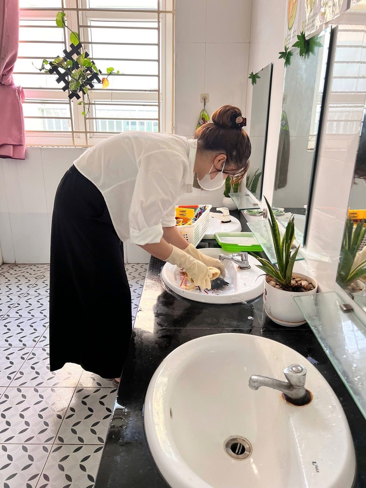 Trường Mầm non Nghiêm Xuyên triển khai tháng cao điểm tổng dọn vệ sinh môi trường – khử khuẩn- Ảnh 3.