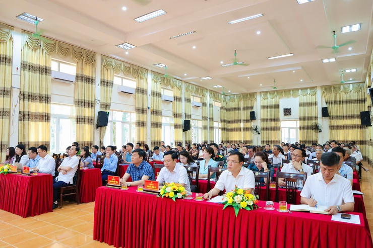 Đảng ủy xã Phú Nghĩa tổ chức Hội nghị quán triệt, triển khai kế hoạch thực hiện Chỉ thị số 09-CT/TU và Quy định số 11 của Thành ủy Hà Nội- Ảnh 3.