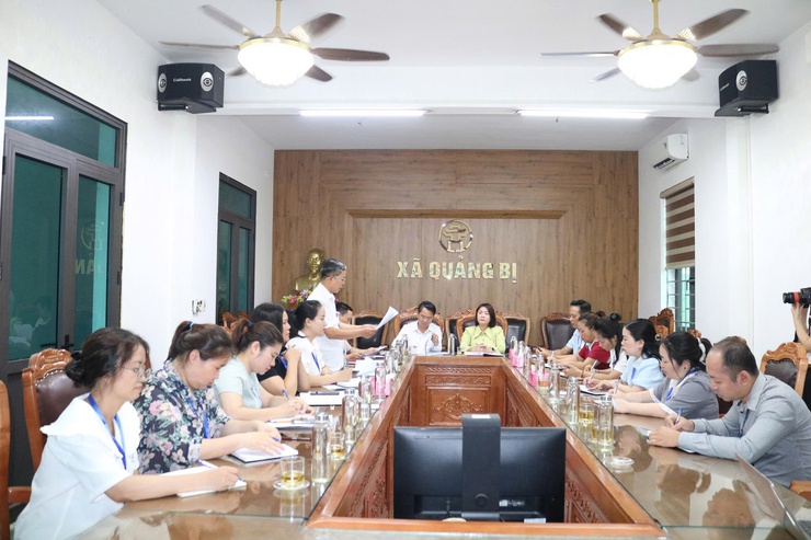 UBND xã Quảng Bị: tổ chức Hội nghị giao ban đánh giá nhiệm vụ cải cách hành chính quý I năm 2026; triển khai nhiệm vụ trọng tâm quý II năm 2026- Ảnh 1.