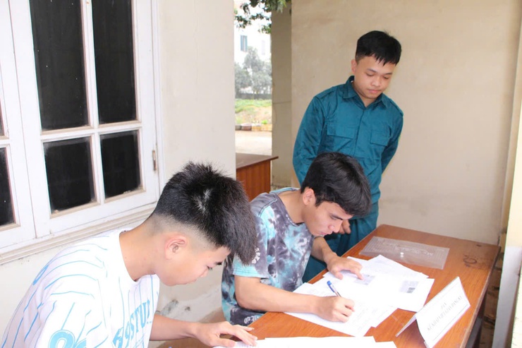 Phú Nghĩa : Tổ chức đăng ký nghĩa vụ quân sự lần đầu, dân quân tự vệ năm 2026 các thôn thuộc cụm Đông Sơn, Thanh Bình - Ảnh 4.