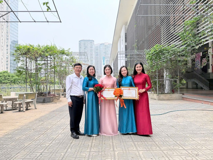 CHÚC MỪNG NHỮNG "BÔNG HOA" TƯƠI THẮM CỦA GIÁO DỤC THIÊN LỘC TẠI HỘI THI GIÁO VIÊN DẠY GIỎI CẤP THÀNH PHỐ- Ảnh 3.