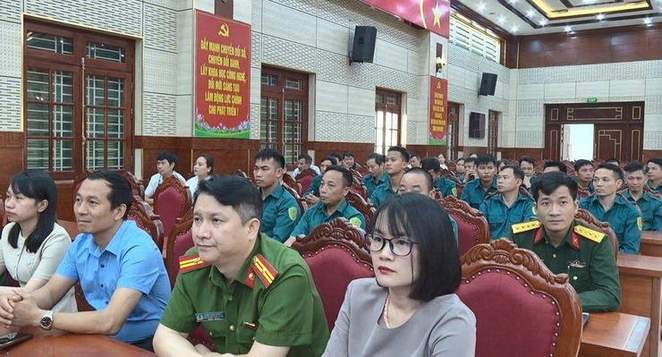 Phúc Thọ tổng kết công tác tuyển chọn, gọi công dân nhập ngũ và thực hiện nghĩa vụ tham gia CAND năm 2026- Ảnh 6.