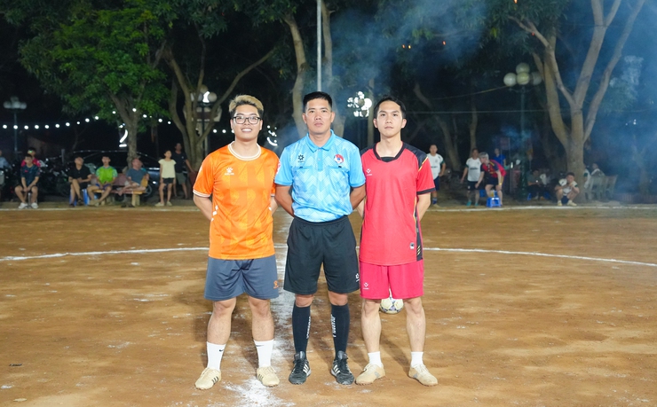 Khai mạc Giải bóng đá thanh niên thôn Du Nghệ lần thứ V năm 2026- Ảnh 9.