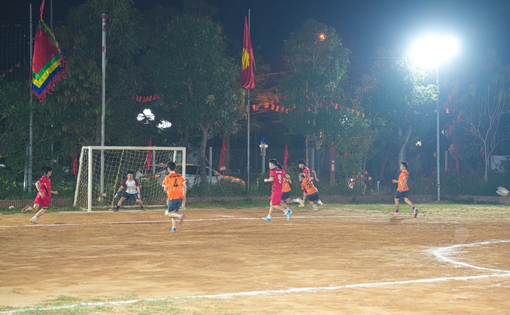 Khai mạc Giải bóng đá thanh niên thôn Du Nghệ lần thứ V năm 2026- Ảnh 10.