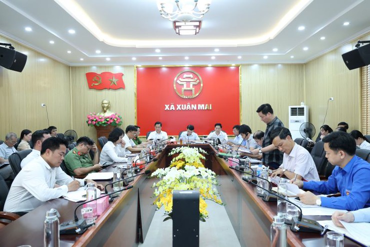 Ban chỉ đạo công tác giải phóng mặt bằng xã Xuân Mai tổ chức hội nghị kiểm điểm tiến độ giải phóng mặt bằng Dự án Cải tạo nâng cấp đường Quốc lộ 6 đoạn qua địa bàn xã- Ảnh 1.