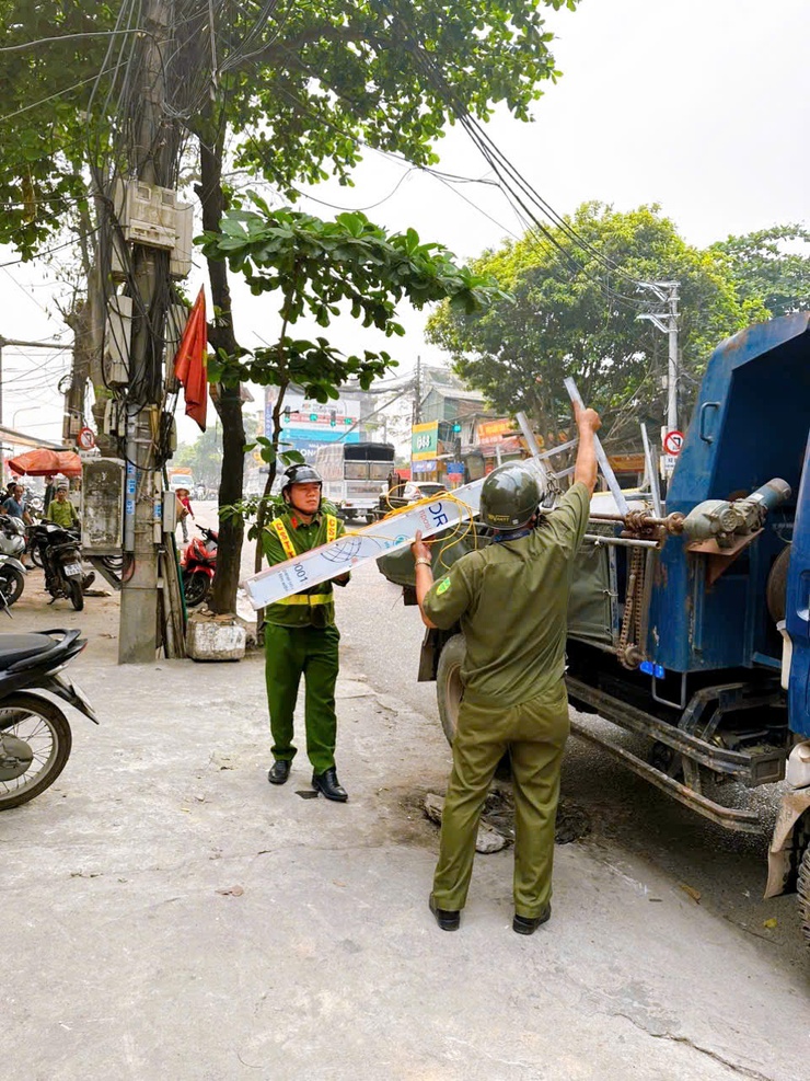 Phường Thanh Liệt quyết liệt triển khai khắc phục  “điểm nghẽn” về trật tự đô thị - Ảnh 2.