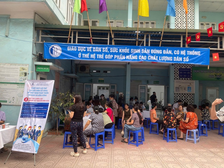 Phường Đông Ngạc tổ chức tốt chiến dịch chăm sóc sức khỏe sinh sản, nâng cao chất lượng dân số trên địa bàn- Ảnh 6.