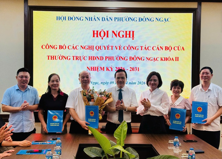 Phường Đông Ngạc tổ chức hội nghị công bố các nghị quyết về công tác cán bộ HĐND phường khóa II, nhiệm kỳ 2026–2031- Ảnh 3.