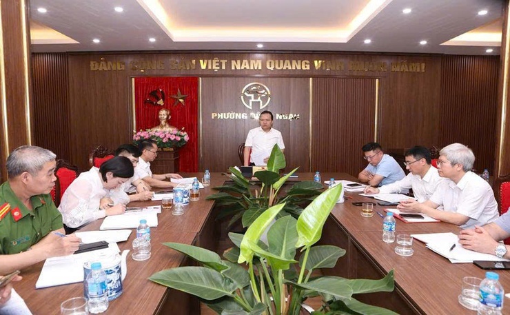 Đảng ủy phường Đông Ngạc giao ban khối Nội chính đánh giá kết quả thực hiện nhiệm vụ Quý I/2026 và triển khai phương hướng nhiệm vụ trọng tâm Quý II/2026- Ảnh 11.