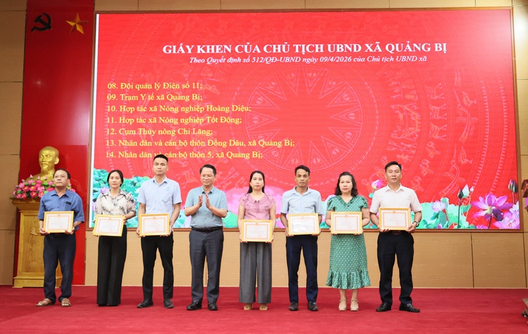 Quảng Bị tổng kết công tác phòng, chống thiên tai và tìm kiếm cứu nạn năm 2025- Ảnh 5.