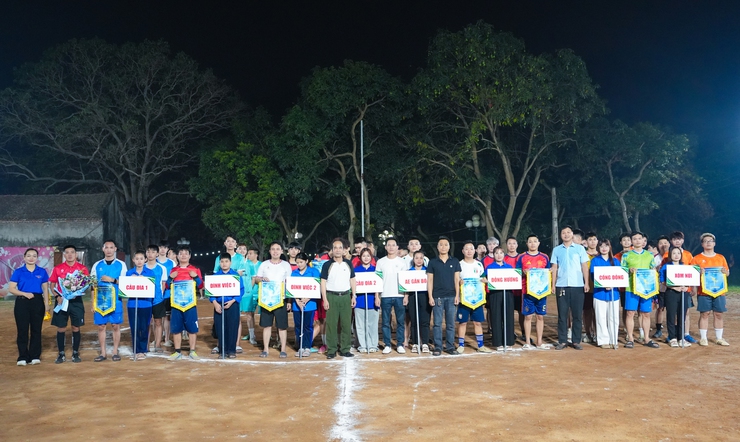 Khai mạc Giải bóng đá thanh niên thôn Du Nghệ lần thứ V năm 2026- Ảnh 6.