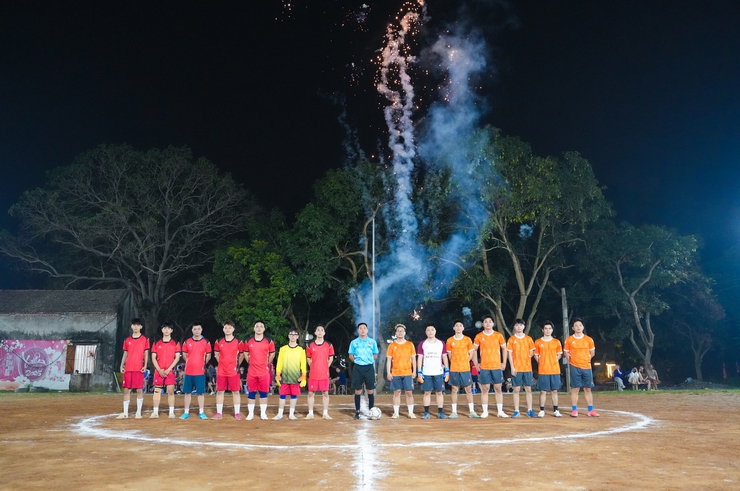 Khai mạc Giải bóng đá thanh niên thôn Du Nghệ lần thứ V năm 2026- Ảnh 7.