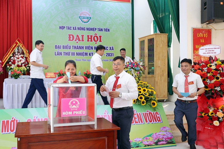 Đại hội đại biểu thành viên Hợp tác xã Nông nghiệp Tân Tiến nhiệm kỳ 2026 - 2031 đã thành công tốt đẹp- Ảnh 9.