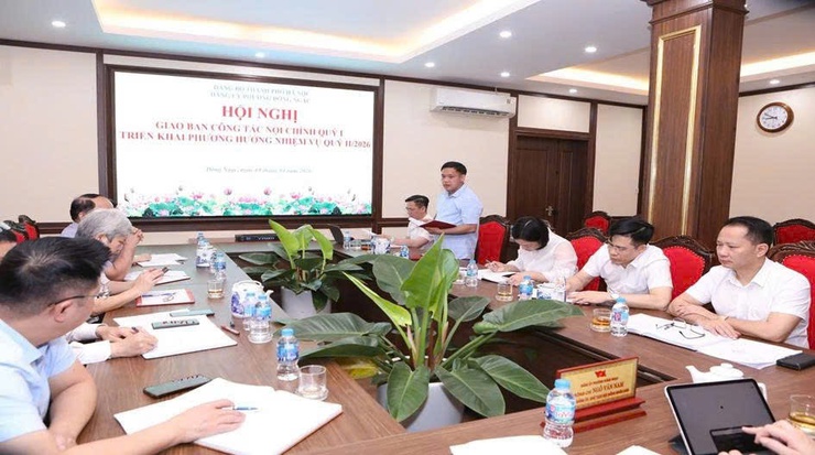 Đảng ủy phường Đông Ngạc giao ban khối Nội chính đánh giá kết quả thực hiện nhiệm vụ Quý I/2026 và triển khai phương hướng nhiệm vụ trọng tâm Quý II/2026- Ảnh 6.