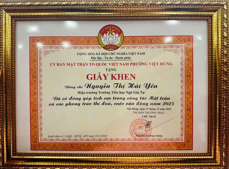 Gương điển hình tiêu biểu trong học tập và làm theo Bác, Đồng chí Bí thư chi bộ Nguyễn Thị Hải Yến.- Ảnh 4.