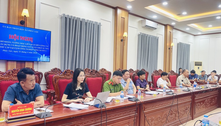 UBND xã tổ chức Hội nghị tháo gỡ khó khăn, vướng mắc trong công tác cấp phép xây dựng và hoạt động sản xuất tại Cụm công nghiệp Võng Xuyên 1- Ảnh 2.