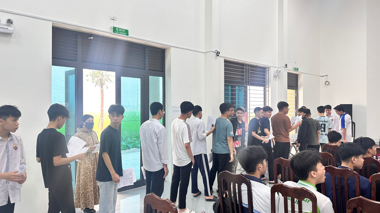 Hồng Sơn tổ chức đăng ký nghĩa vụ quân sự lần đầu, dân quân tự vệ năm 2026- Ảnh 3.