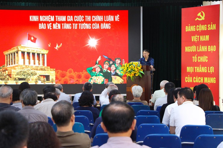 Nâng cao chất lượng các tác phẩm tham gia Cuộc thi viết chính luận về bảo vệ nền tảng tư tưởng của Đảng lần thứ sáu, năm 2026 trong toàn Đảng bộ phường - Ảnh 5.