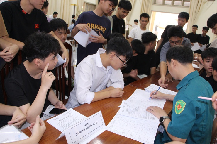 Phú Nghĩa tiếp tục triển khai đăng ký nghĩa vụ quân sự, dân quân tự vệ năm 2026- Ảnh 2.