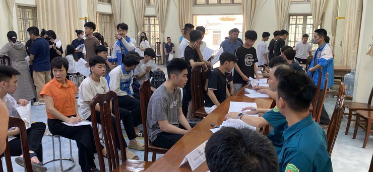 Phú Nghĩa tiếp tục triển khai đăng ký nghĩa vụ quân sự, dân quân tự vệ năm 2026- Ảnh 4.