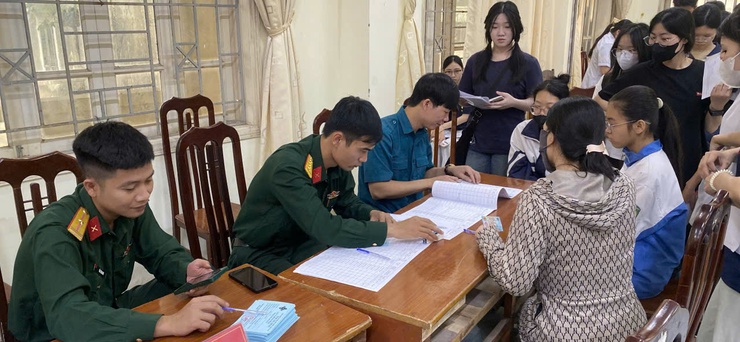 Phú Nghĩa tiếp tục triển khai đăng ký nghĩa vụ quân sự, dân quân tự vệ năm 2026- Ảnh 6.
