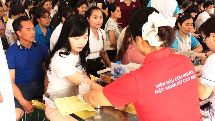 XÃ DÂN HOÀ TIẾP NHẬN 295 ĐƠN VỊ MÁU TRONG NGÀY HỘI HIẾN MÁU TÌNH NGUYỆN ĐỢT 1 NĂM 2026- Ảnh 3.