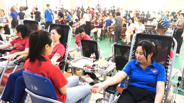 XÃ DÂN HOÀ TIẾP NHẬN 295 ĐƠN VỊ MÁU TRONG NGÀY HỘI HIẾN MÁU TÌNH NGUYỆN ĐỢT 1 NĂM 2026- Ảnh 7.