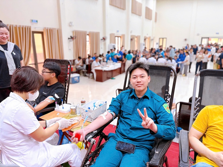 Thanh Liệt: Hơn 500 tình nguyện viên tham gia Ngày hội hiến máu đợt 1/2026- Ảnh 13.